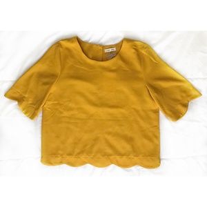 sis•sis Full of Sunshine Scallop Top